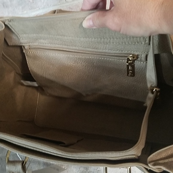 Pink Haley Purse - Picture 5 of 8